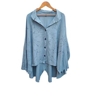 Dress to Kill | Floral Assymetric Long Sleeve Lagenlook Button Up Shirt Jacket